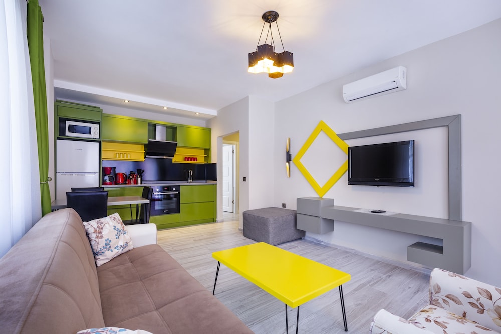 Twin Apart Hotel 34/59