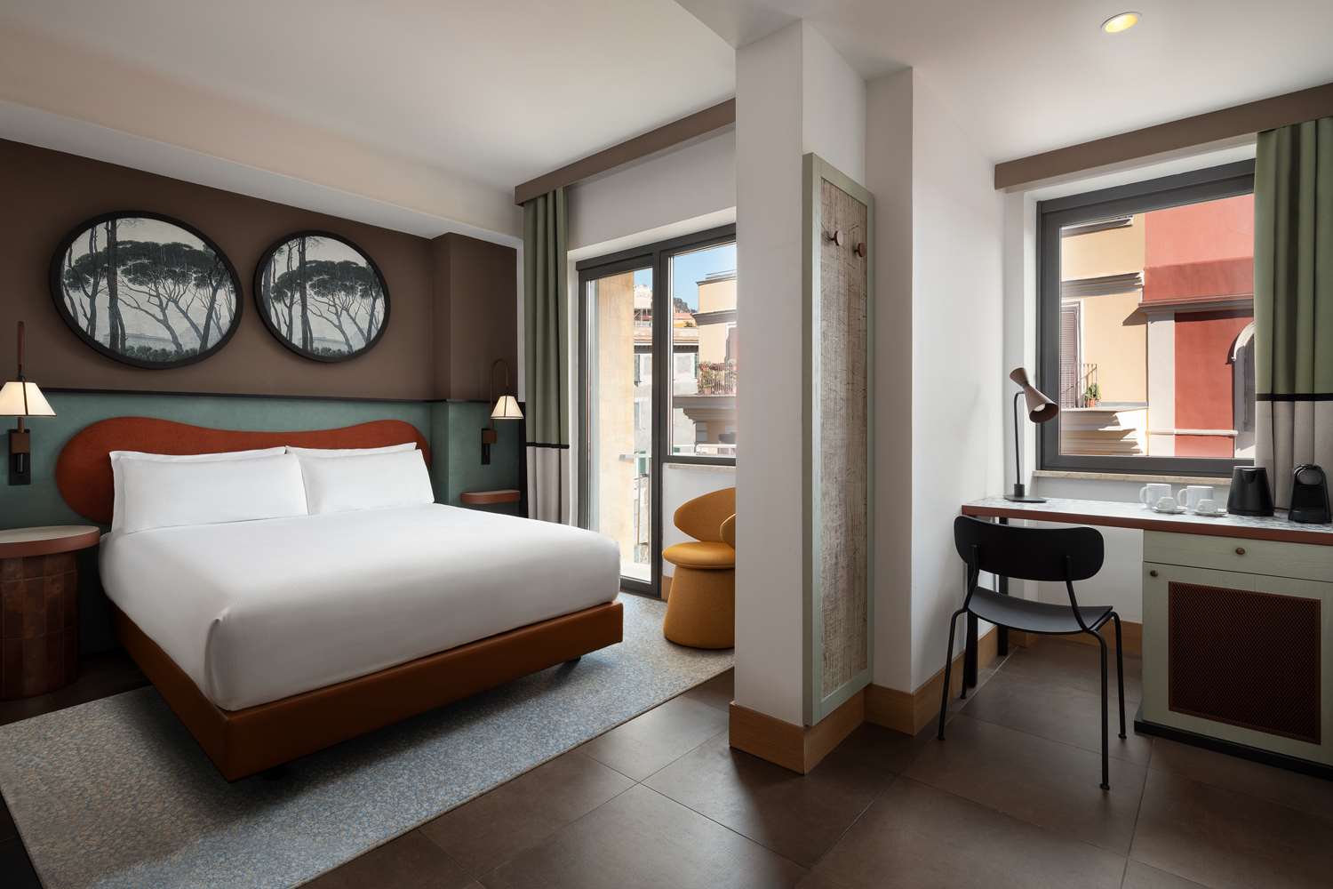 Deluxe, Queen Bed, Balcony or Terrace