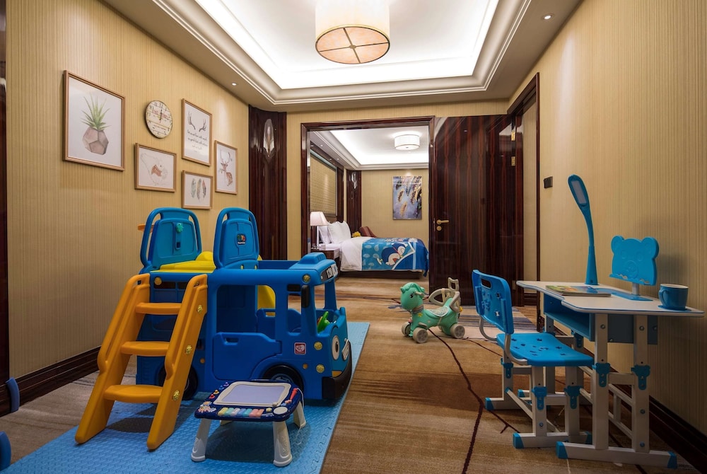 Wyndham Zhuji West 21/32