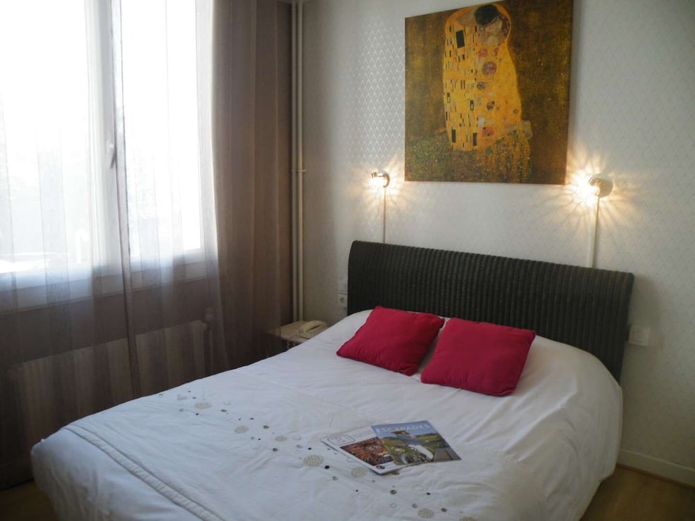 Brit Hotel Confort Roanne Grand Hotel 24/69