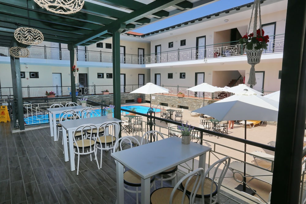 SUN HOTEL 45/55