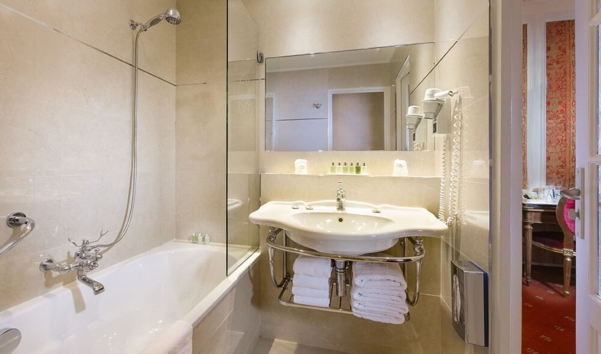 غرفة بسرير مزدوج بإطلالة، Hotel Belfast 8/10