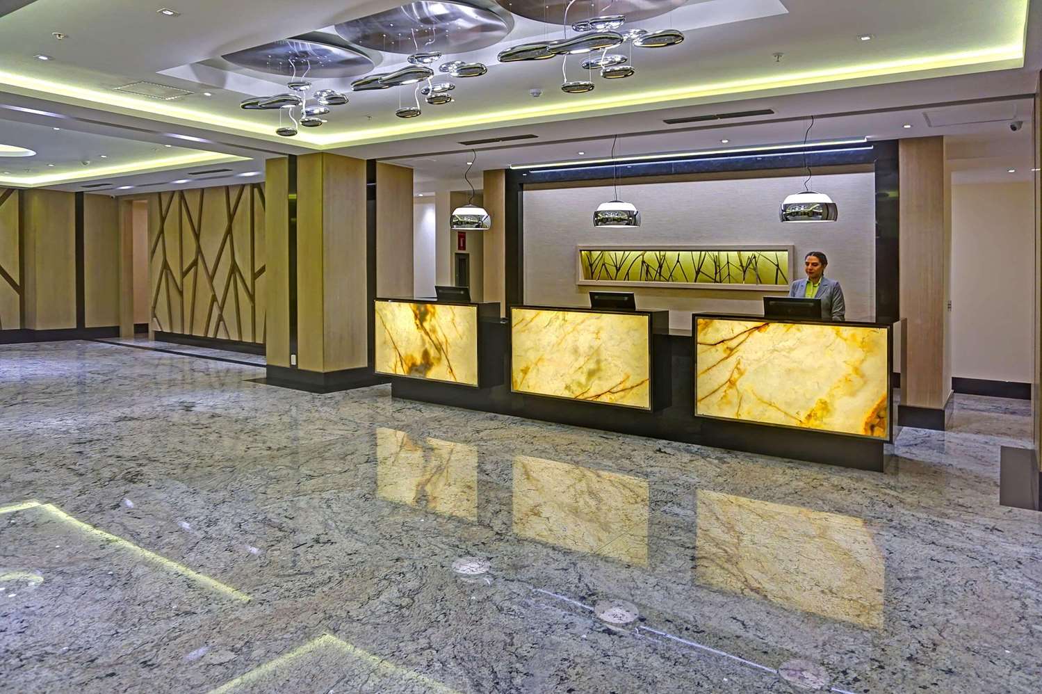 Radisson Hotel Guayaquil 7/47