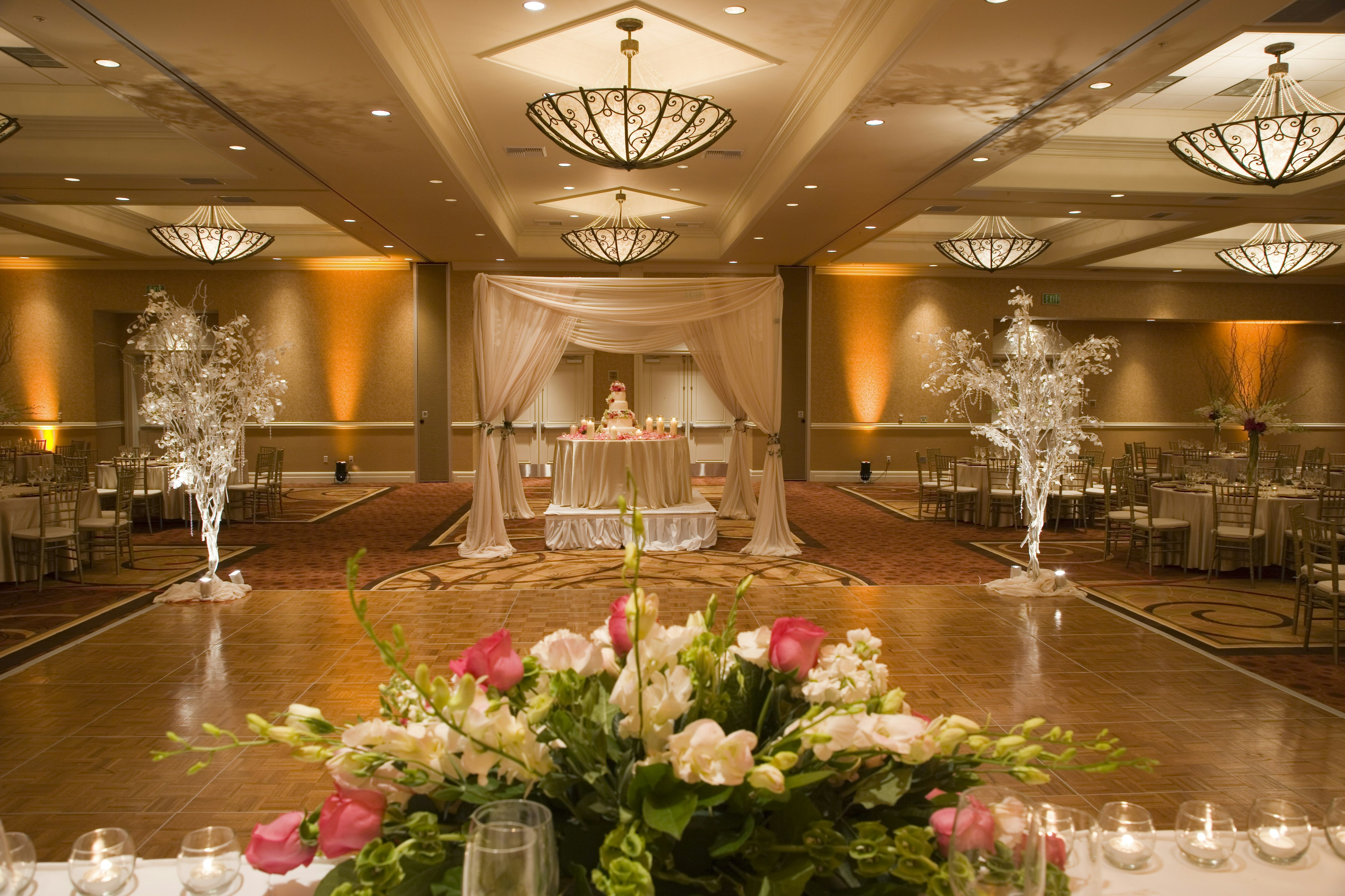 DoubleTree Suites by Hilton Hotel Anaheim Resort - Convention Center 8/56