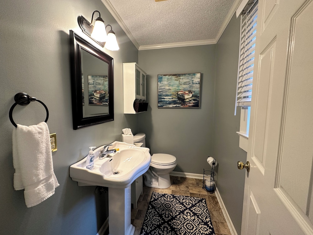 Mountainaire Inn and Log Cabins 29/50