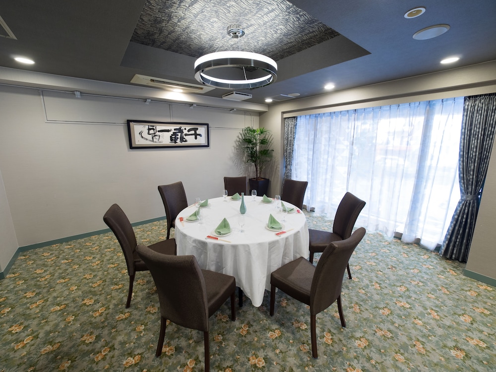 Hotel Sun White 24/27