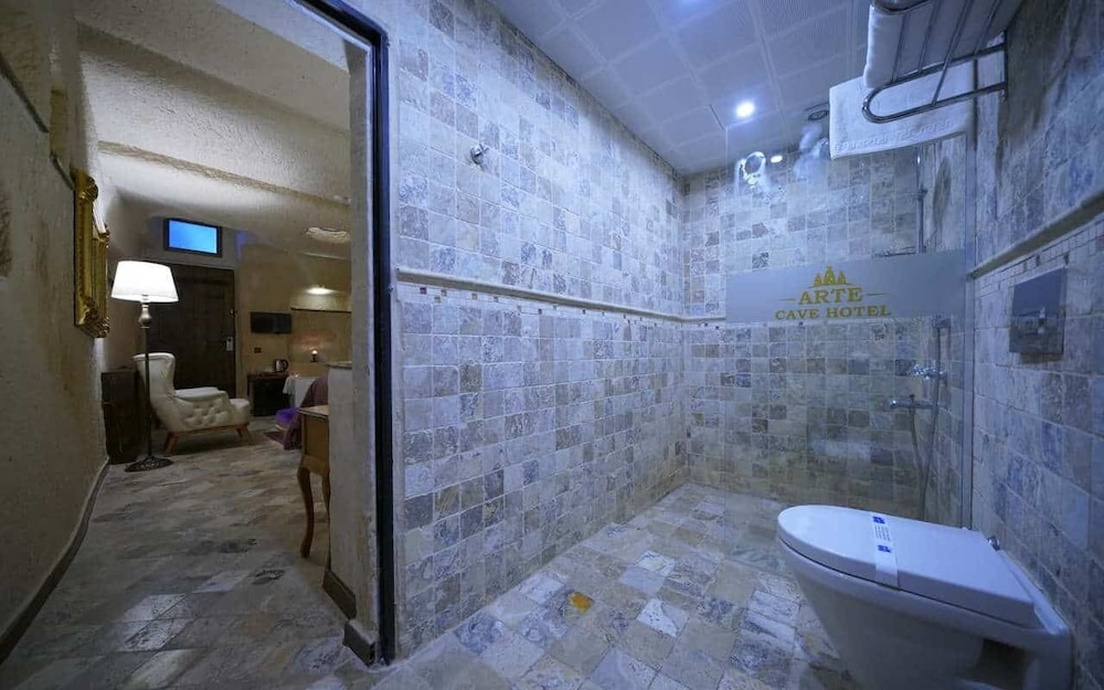 Arte Cave Hotel 46/50