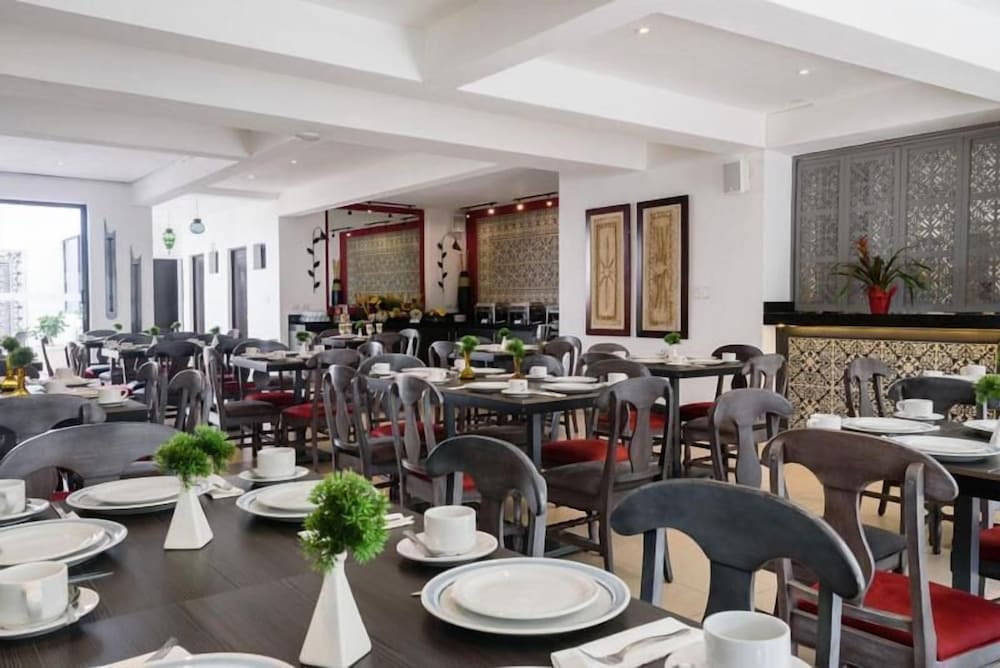 Maria Jose Hotel 29/41