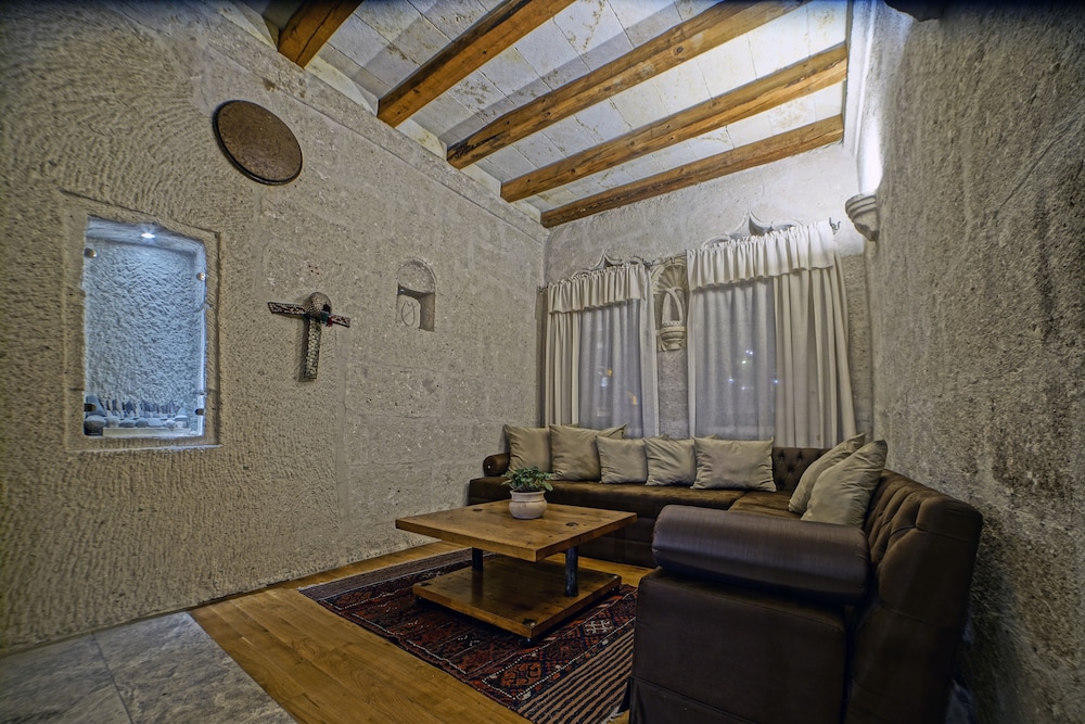 Anatolian Houses 49/73