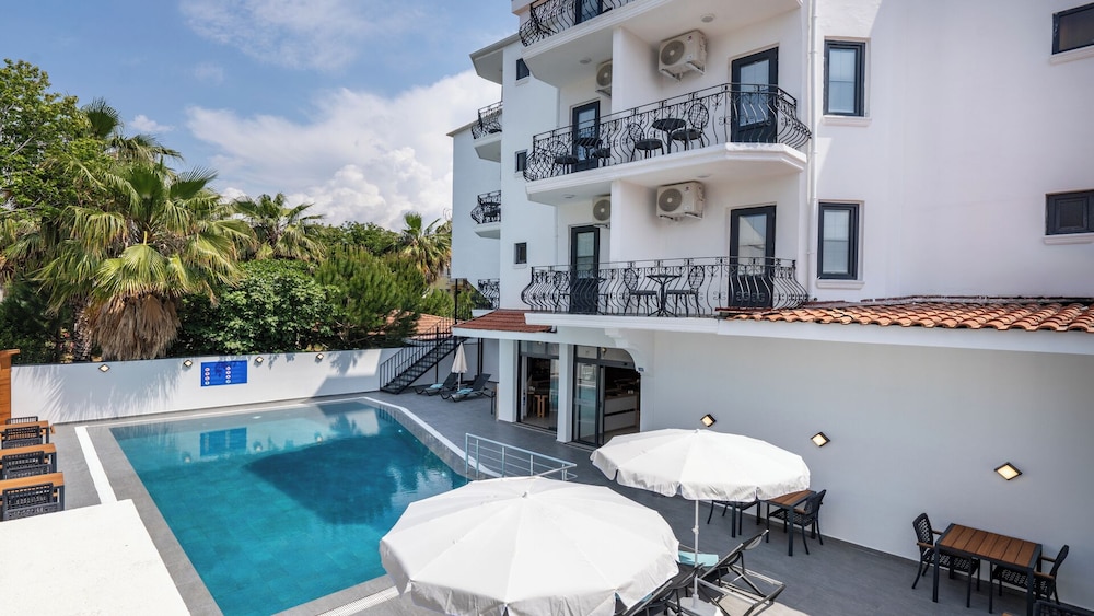 Skykhan Otel 28/38