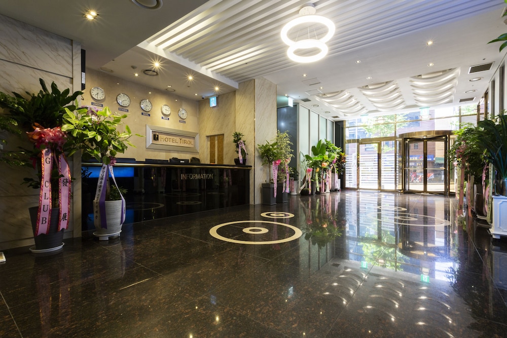 Hotel Tirol 10/34