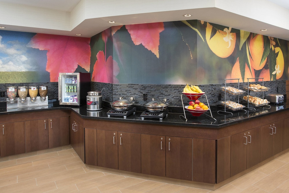 Fairfield Inn and Suites South Bend Mishawaka 18/21