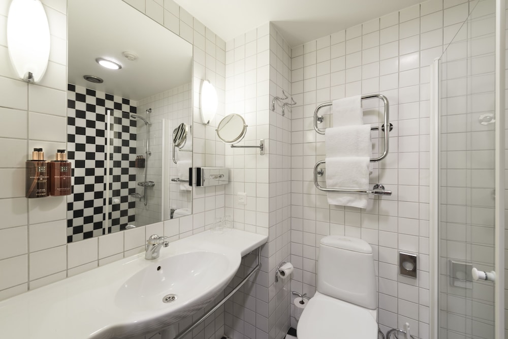 Clarion Hotel Orebro 49/50