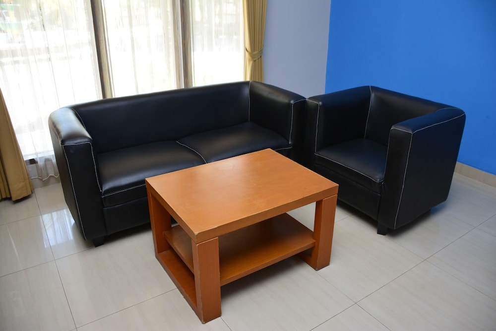 Town House Bukit Damai Indah Hotel and Residence 31/49