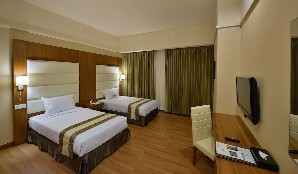 Pearl View Hotel 18/50