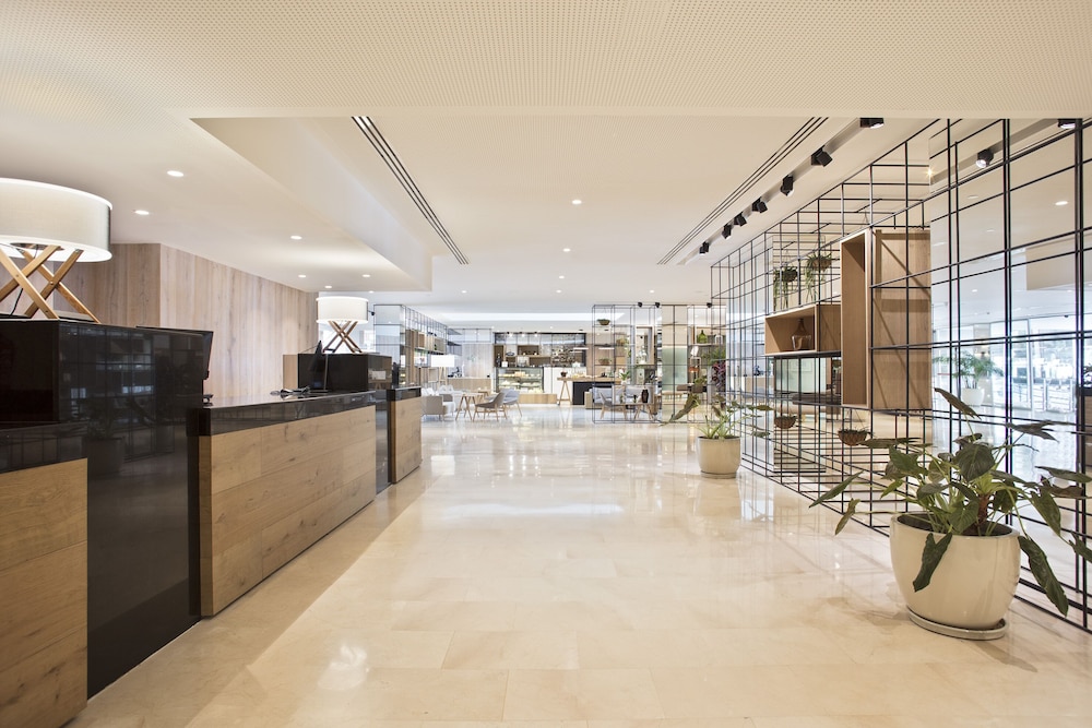 The Level at Melia Sevilla 8/62