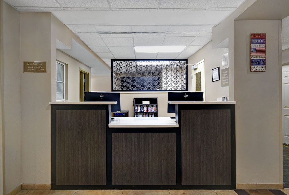 CANDLEWOOD SUITES COLUMBIA-FT. JACKSON 10/62