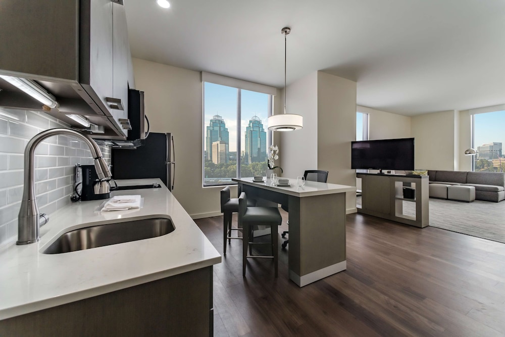 Hyatt House Atlanta Perimeter Center 22/47