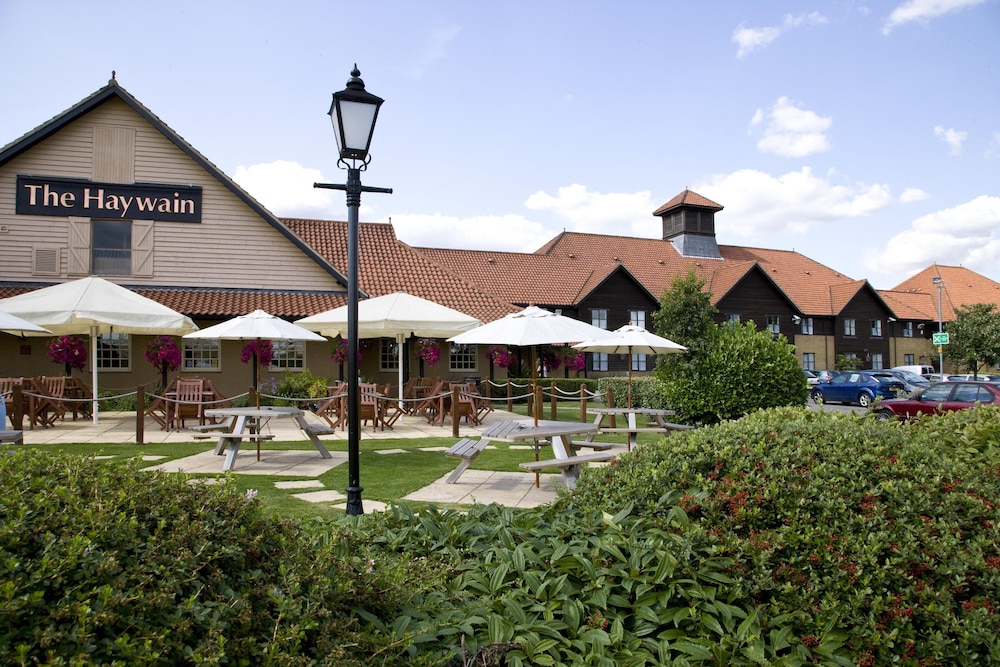 Premier Inn Basildon South 24/28