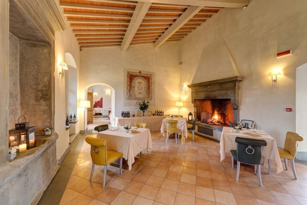 VILLA TOLOMEI HOTEL AND RESORT 37/71