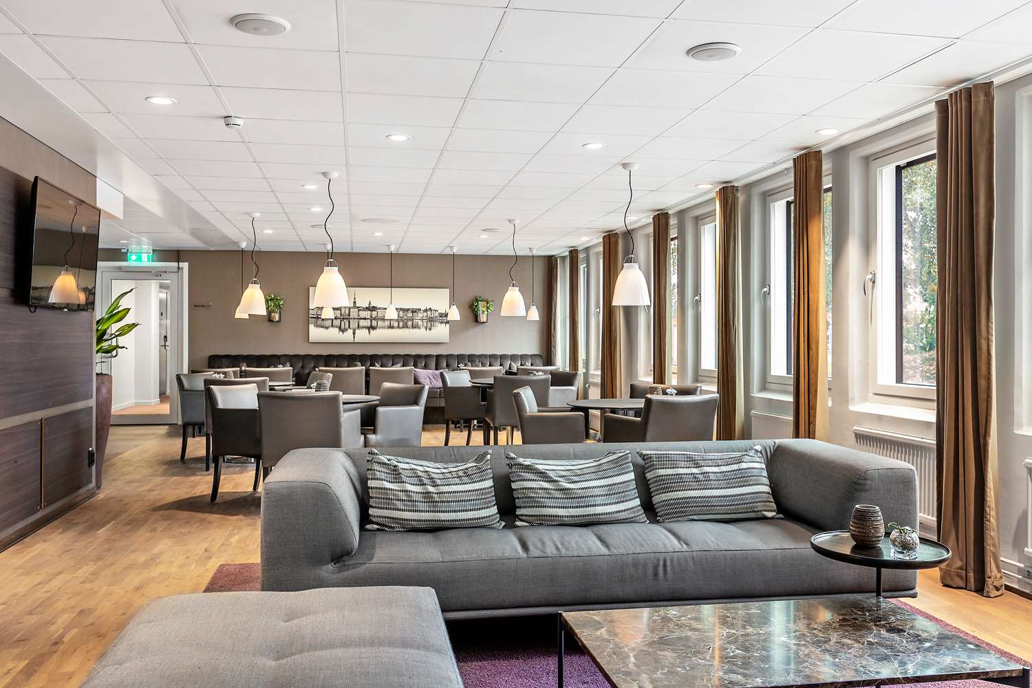 Best Western Plus Park Airport Hotel 10/17