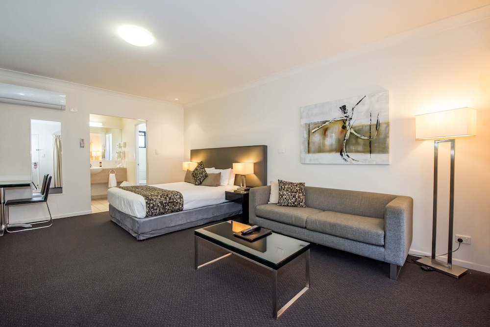 Coral Cay Resort Mackay 46/63