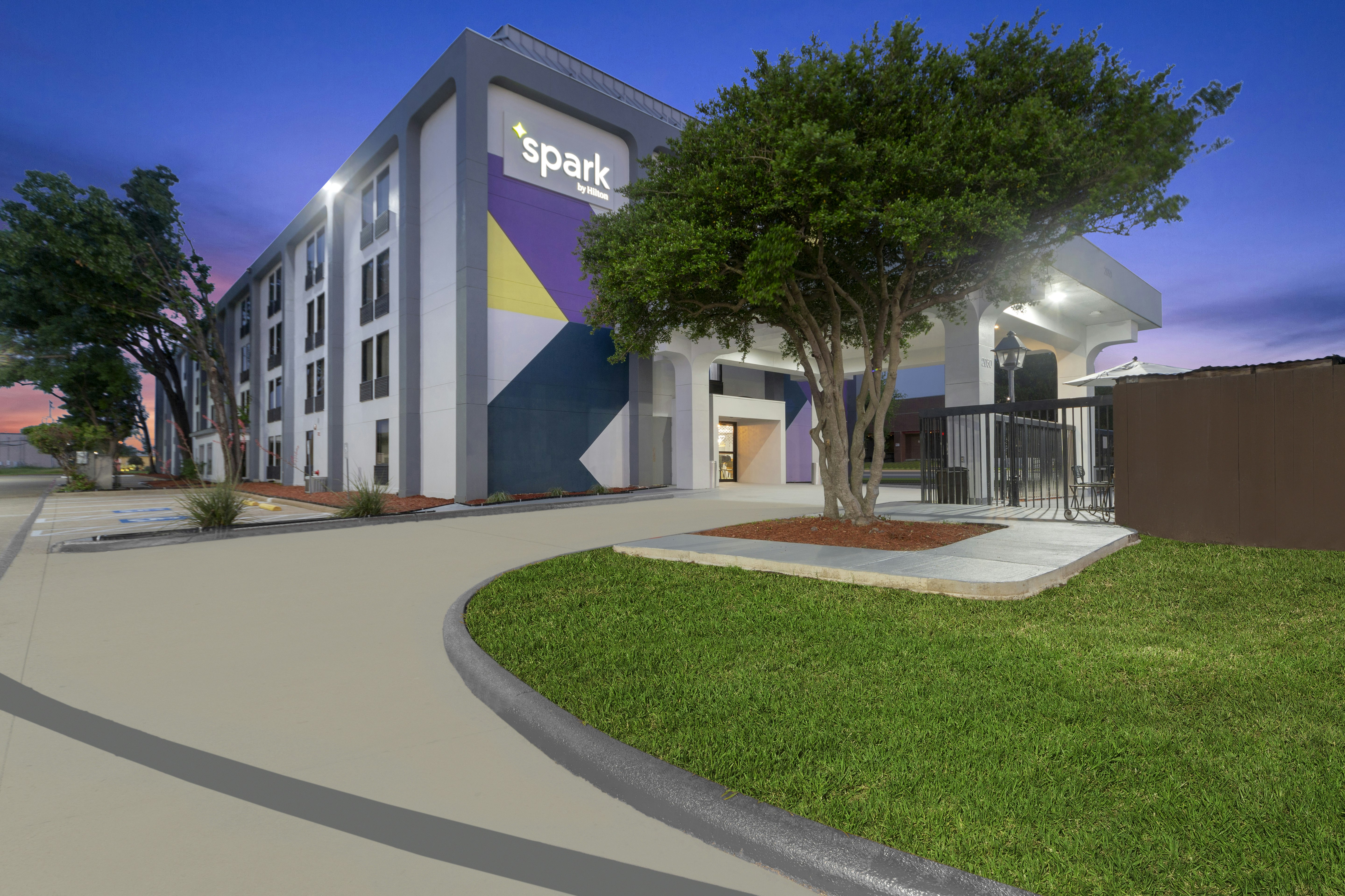 Spark by Hilton Grand Prairie 14/15