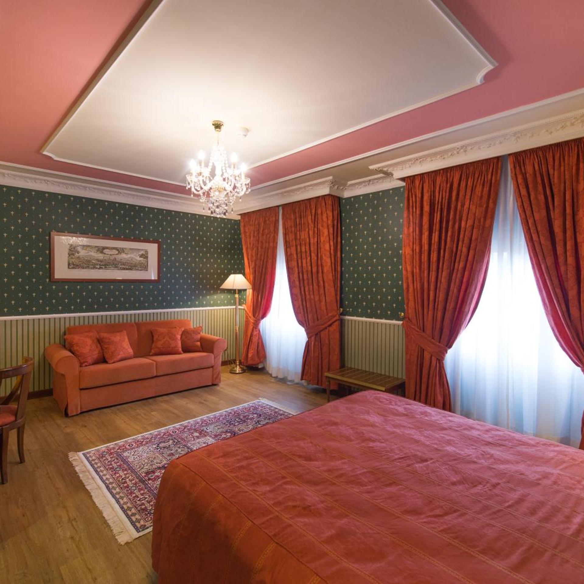 غرفة عائلية، Strozzi Palace Hotel 4/6
