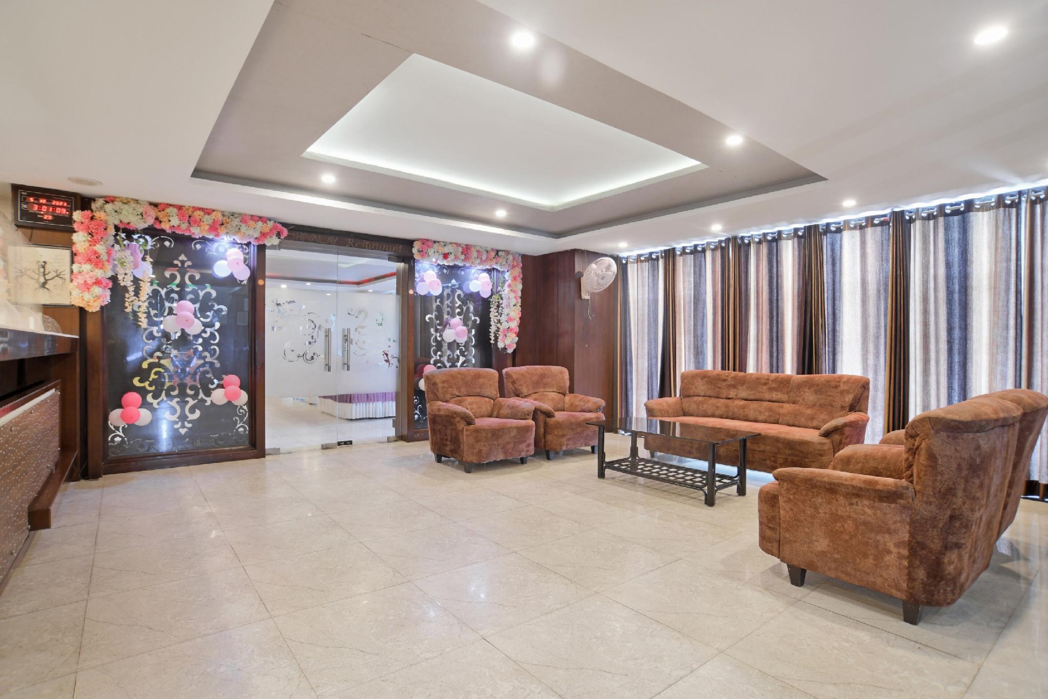 Super Townhouse Divya Palace 15/69
