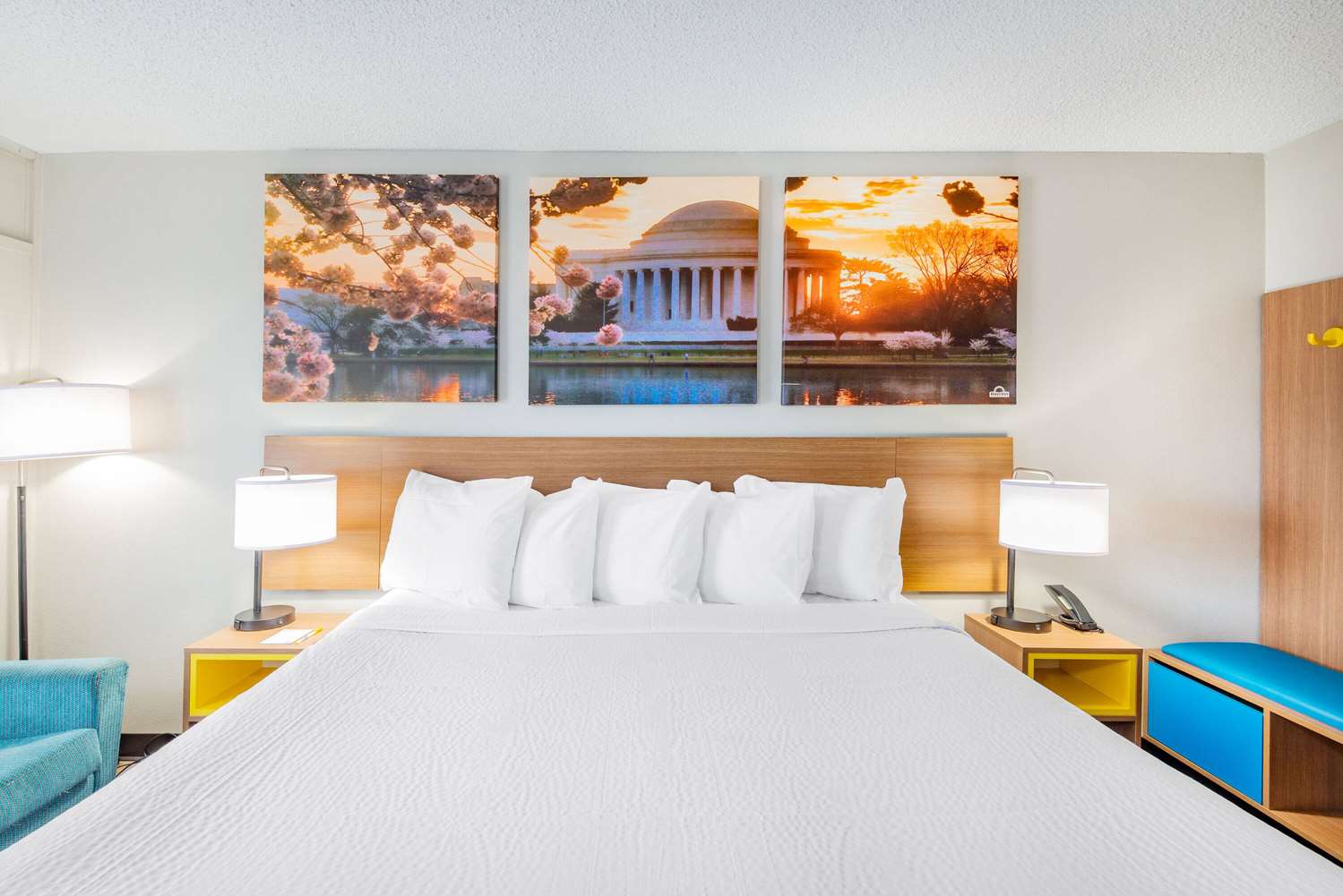 Days Inn By Wyndham Charlottesville/University Area 20/43