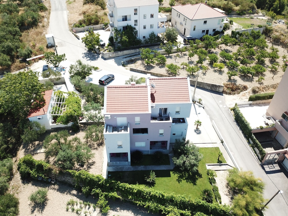 Villa Lavanda 6/50