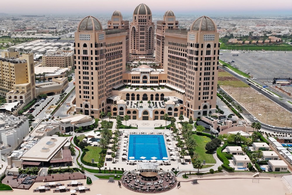 The St. Regis Doha 69/75
