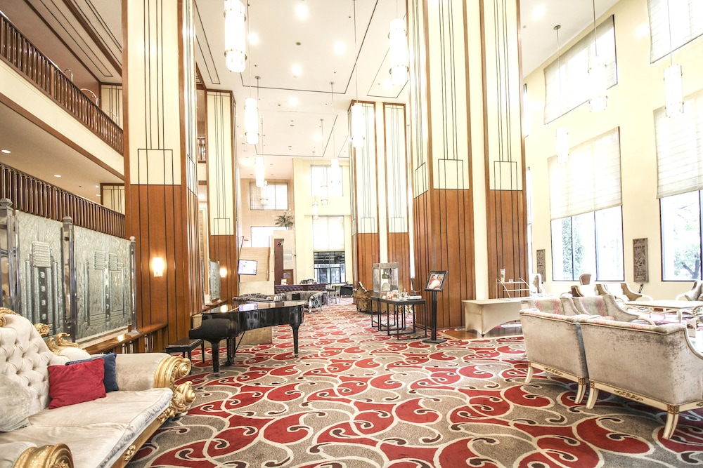 Redtop Hotel Convention Center 24/50