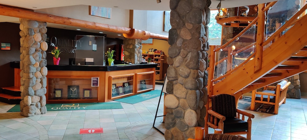Chateau Canmore 7/69