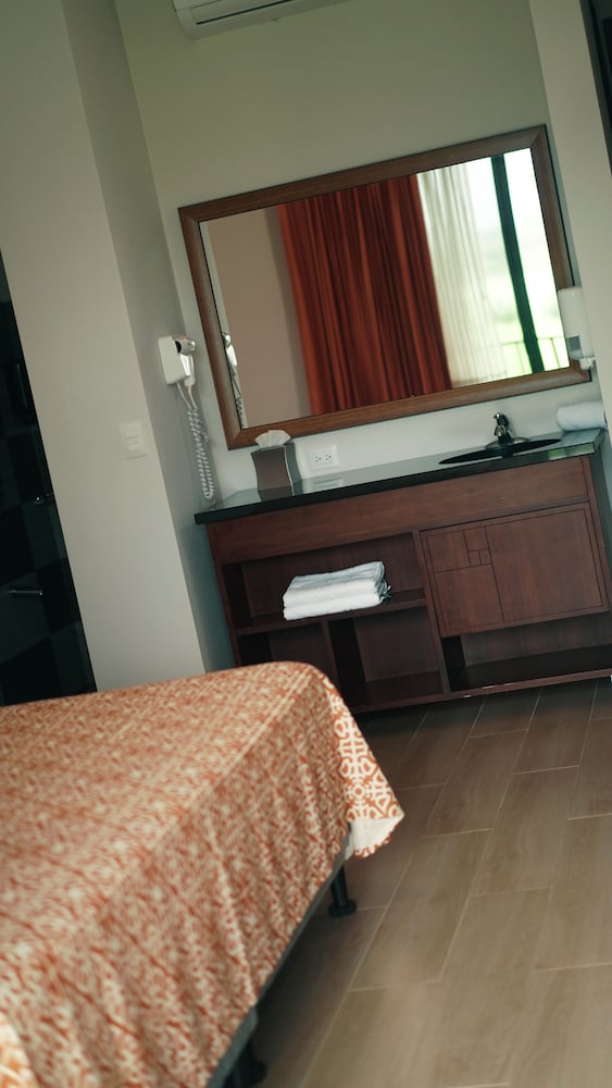 Hotel Eco Arenal 17/50