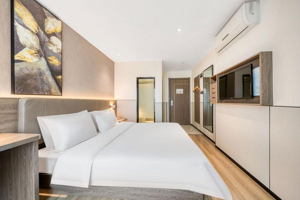 7 Days Inn (Chongqing University Town Xijie Pedestrian Street) 12/30