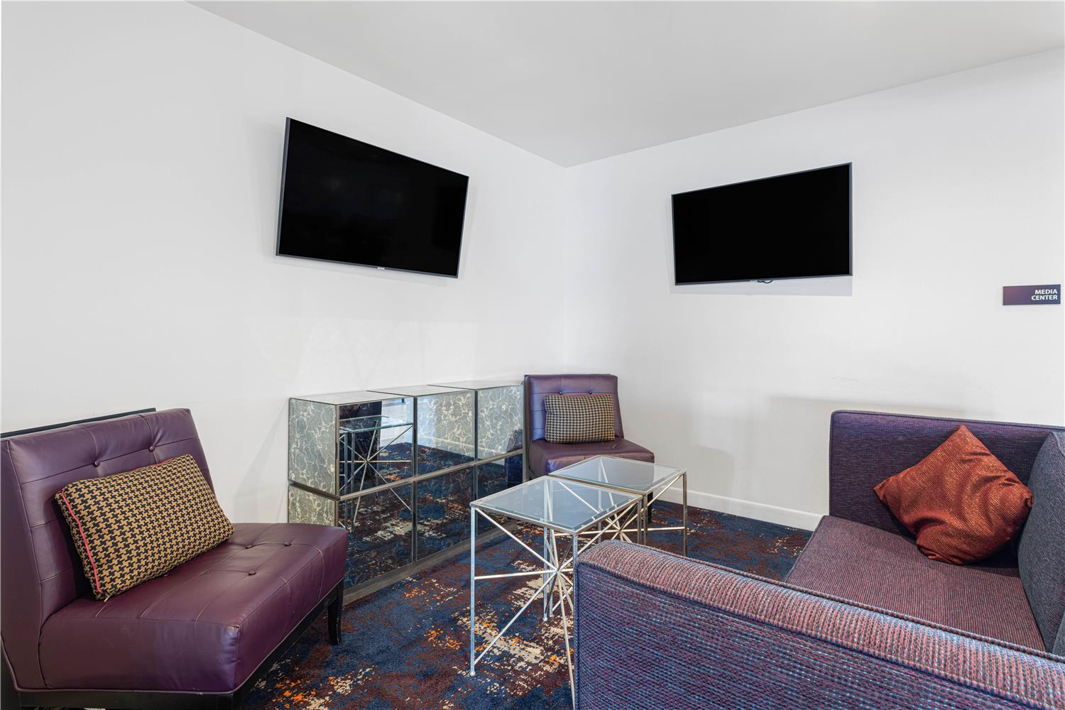 Best Western Plus New Richmond Inn & Suites 26/40