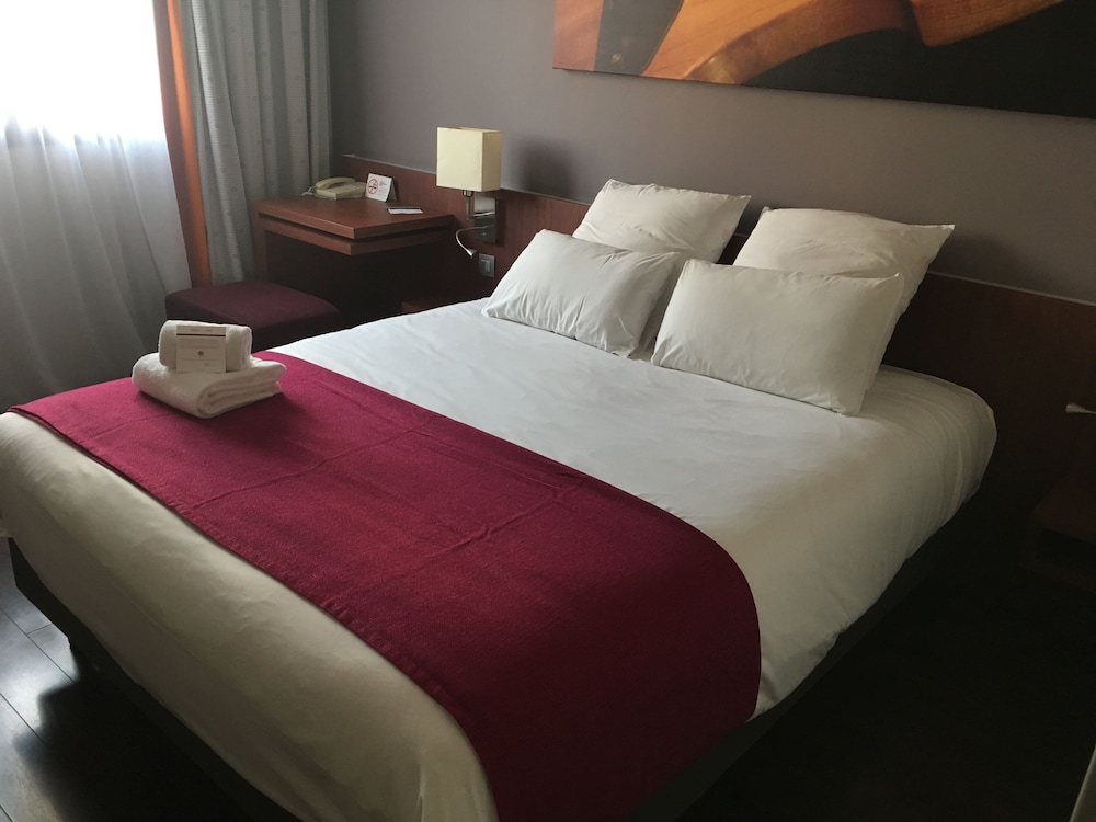 MERCURE PERPIGNAN CENTRE 14/68