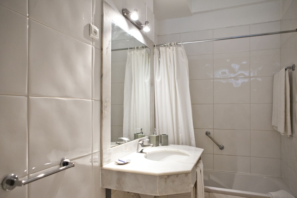Hotel Residencial Colombo 47/50