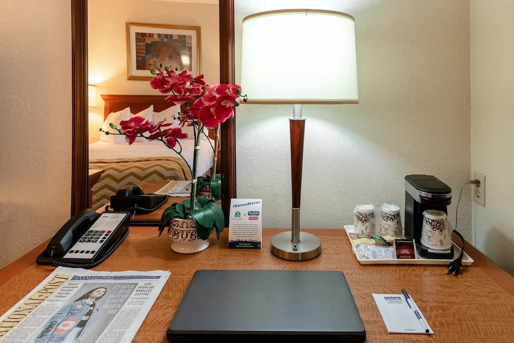 Travelodge by Wyndham Ottawa East 29/31