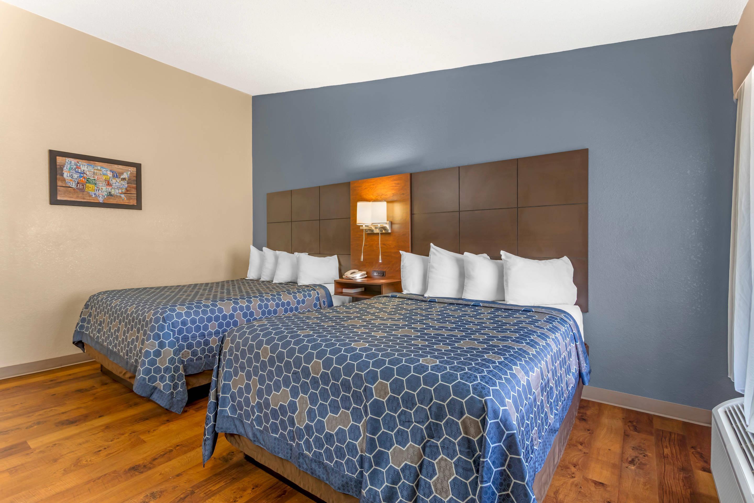 ROOM, 2 QUEEN BEDS