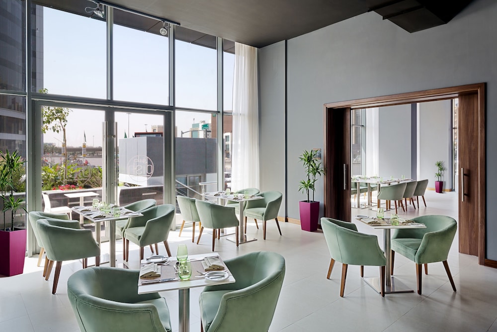 Aloft Riyadh 31/33