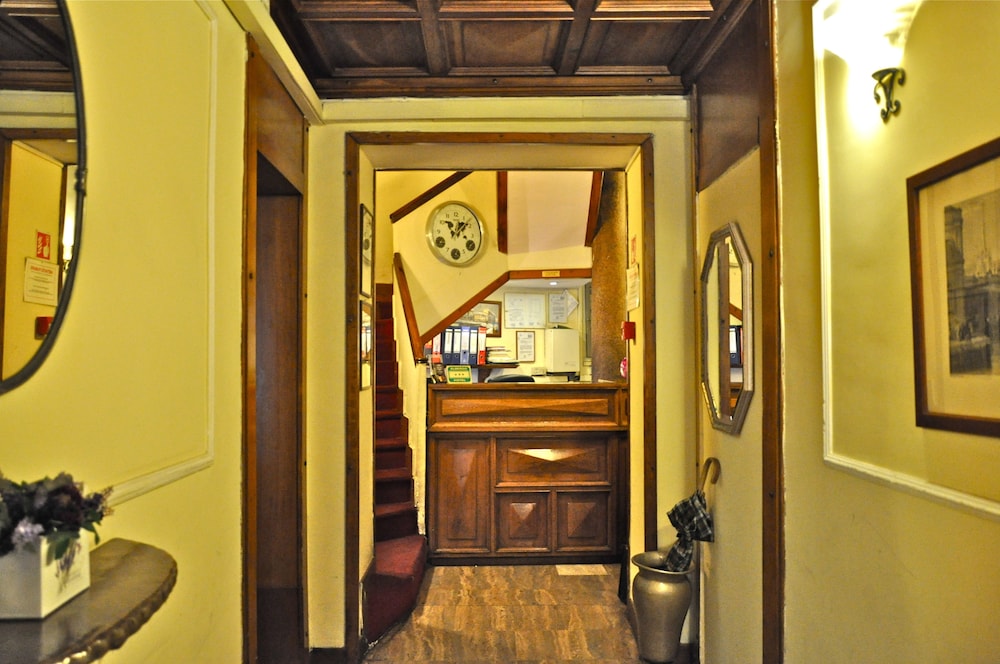 Hotel Vecchia Milano 5/57