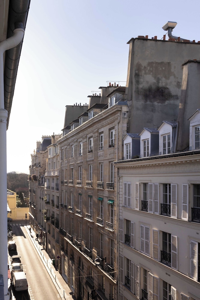 Hôtel du Palais Bourbon 3/50
