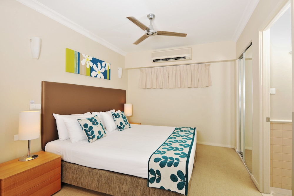 2 BEDROOMS, DUAL KEY