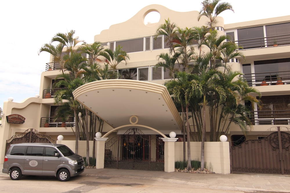 Hotel Casa Serena 66/69