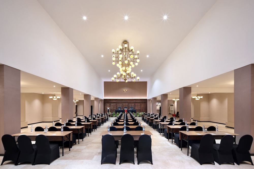 Royal Trawas Hotel & Cottages 49/55