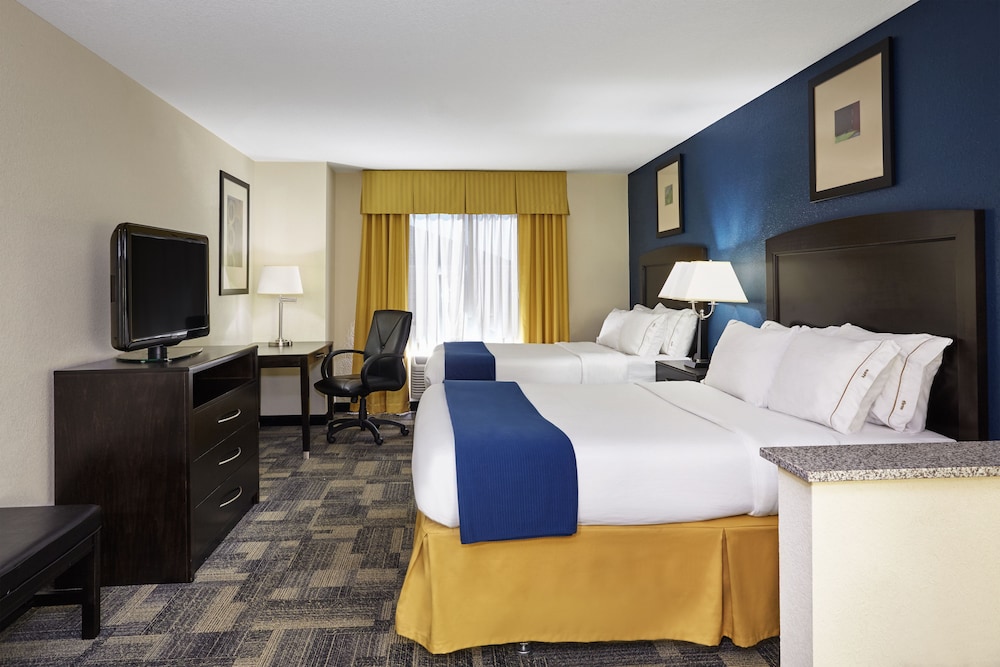 Holiday Inn Express Hotel Suites Pekin Peoria Area 29/62