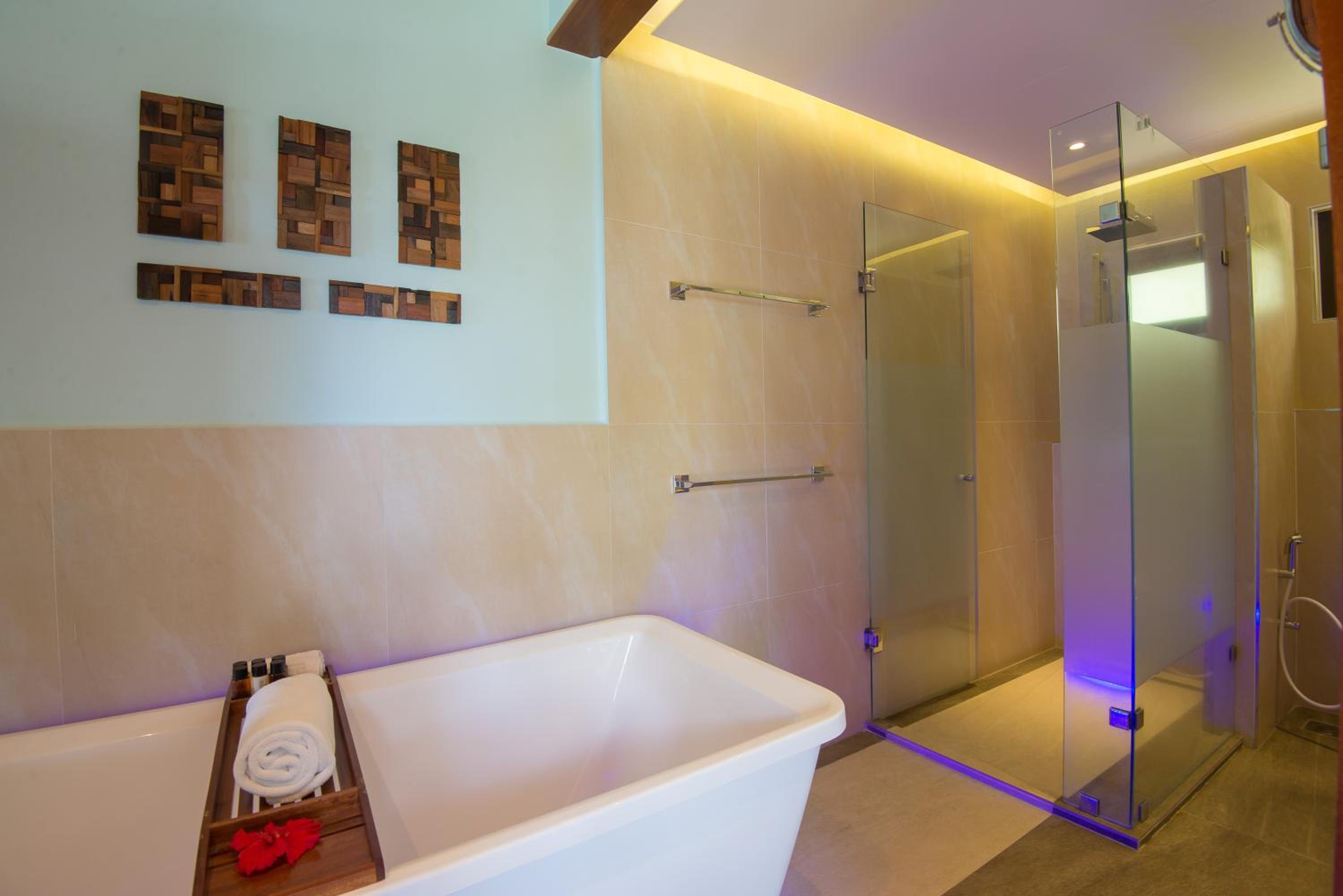 غرفة قياسية بسرير كوين، Coco de Mer Hotel and Black Parrot Suites 10/10