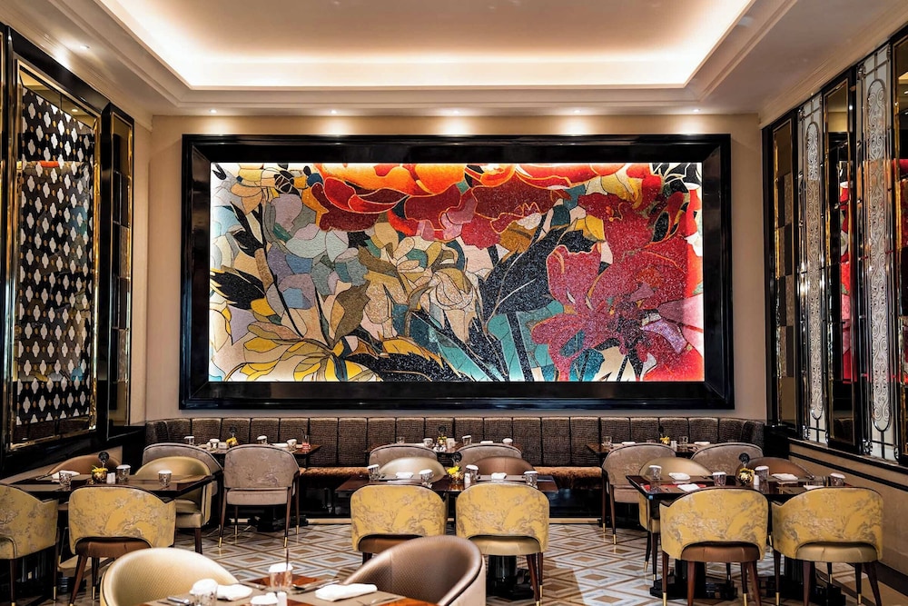 The Trans Luxury Hotel Surabaya 36/50